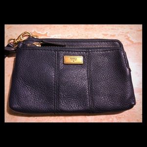 NWT Genuine Leather Fossil Wristlet